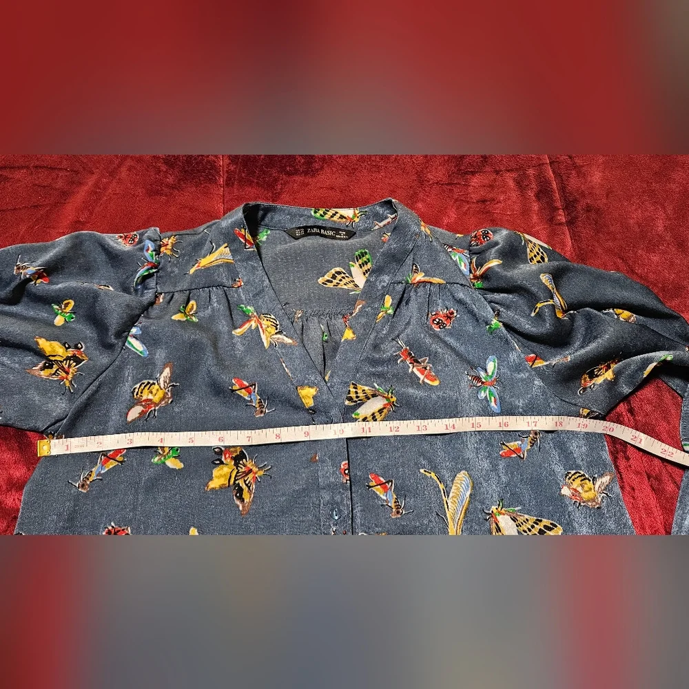 Zara Basic Insect Blouse - Picture 3 of 6